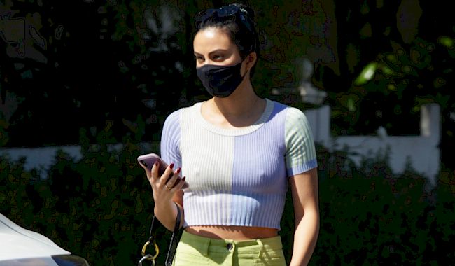 Camila Mendes