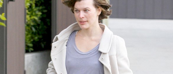 Milla Jovovich pokies